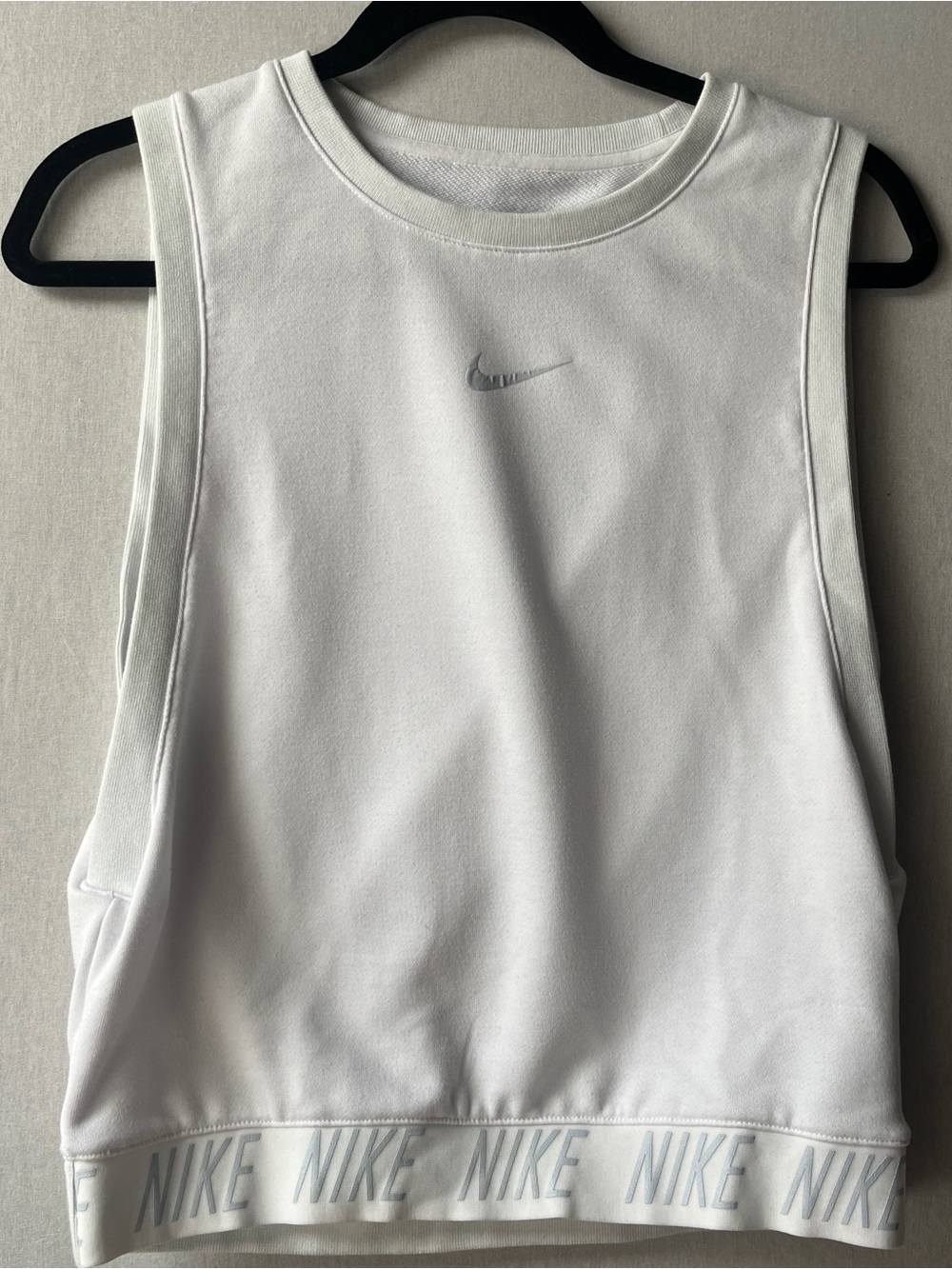 Nike Women's White Sleeveless Training Tank Top Small